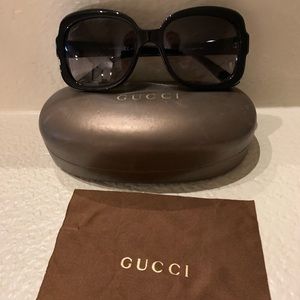 Gucci women’s sunglasses